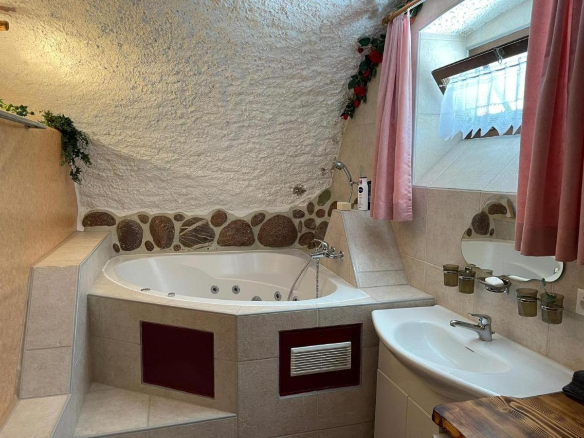 Casa Job - Gasthaus - Sauna, Whirlpool - Trun Camera foto