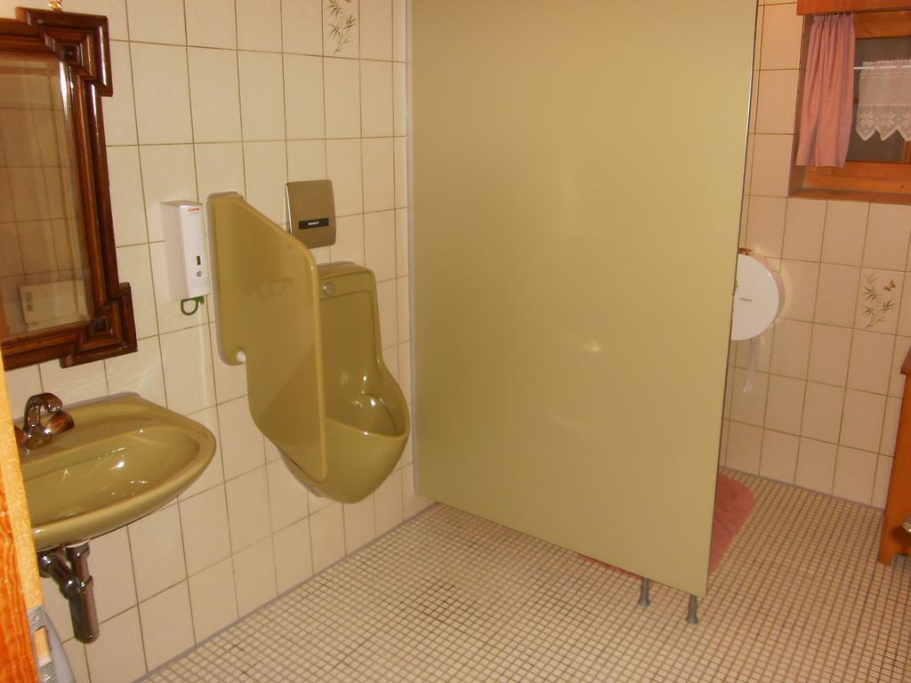 Casa Job - Gasthaus - Sauna, Whirlpool - Trun Esterno foto